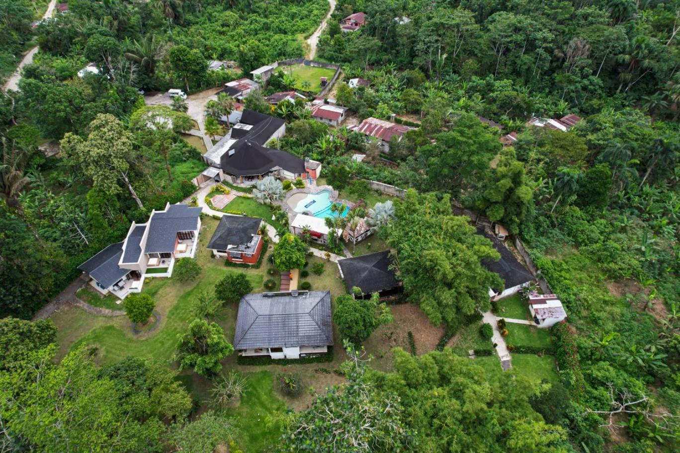 Terra Luna Lodge Тена Экстерьер фото